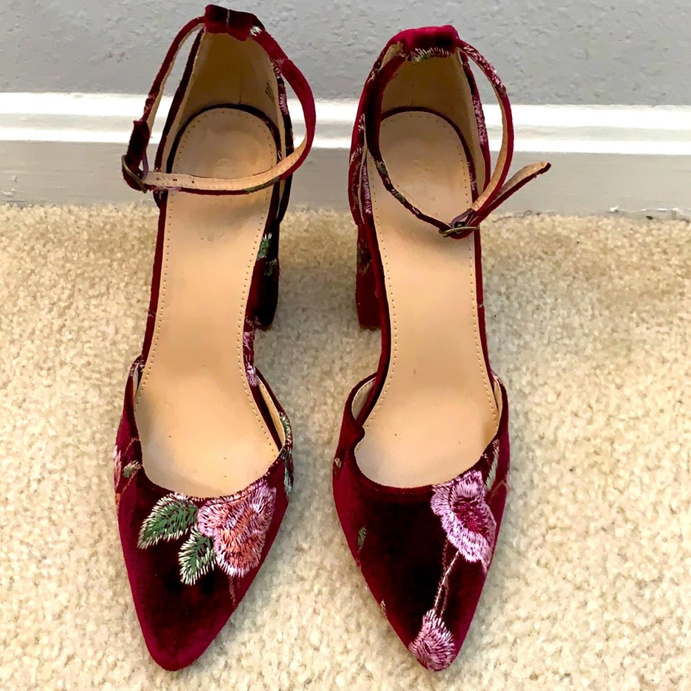 Charlotte Russe Velvet heel! Pretty floral design and show stoppers.